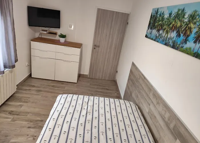 Nino Apartmán *
